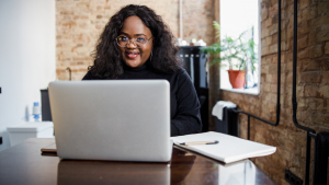 woman-completing-psychometric-testing